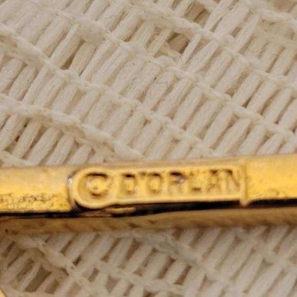 D'Orlan Music Note Brooch - Picture 3 of 3